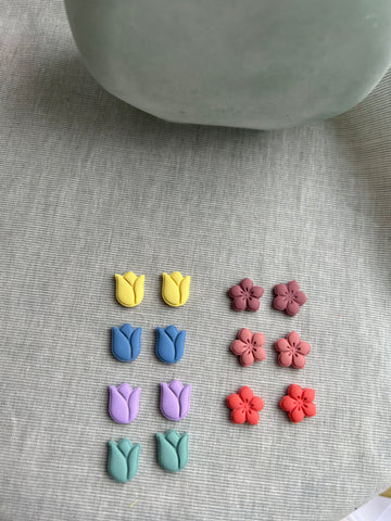 Mix N Match Spring Flowers Stud Pack