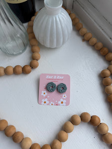 Knot Accent Studs (Dusty Blue)