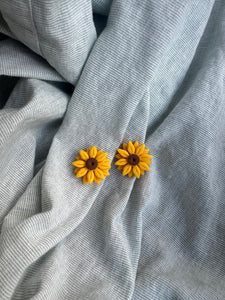 Sunflower Studs - Pre Order (Regular & Mini)